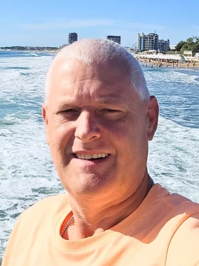 American men looking for love