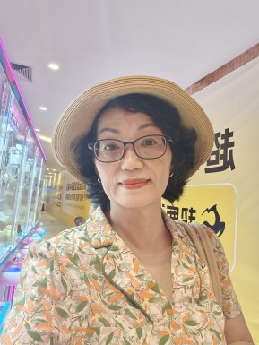 <span>美华, 66</span>&nbsp;<span style='width: 25px; height: 16px; float: right; background-image: url(/bitmaps/flags_small/CN.PNG)'>&nbsp;</span><br><span>Quzhou上海, Китай</span>&nbsp;<input type='button' class='joinbtn' style='float: right' value='JOIN NOW' />