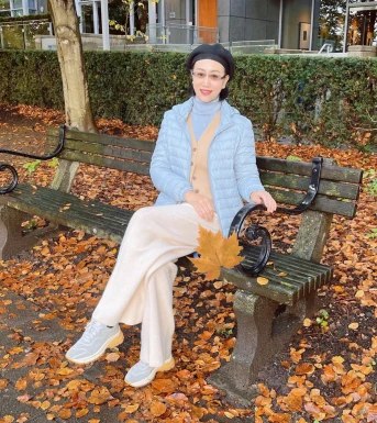 <span>Alice, 55</span>&nbsp;<span style='width: 25px; height: 16px; float: right; background-image: url(/bitmaps/flags_small/CN.PNG)'>&nbsp;</span><br><span>青岛, 中国</span>&nbsp;<input type='button' class='joinbtn' style='float: right' value='JOIN NOW' />