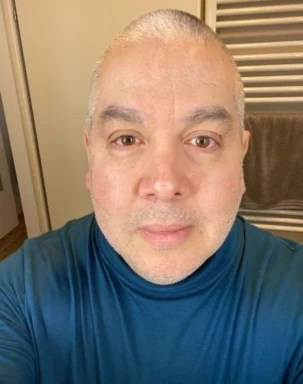 <span>Leopoldo, 57</span>&nbsp;<span style='width: 25px; height: 16px; float: right; background-image: url(/bitmaps/flags_small/AT.PNG)'>&nbsp;</span><br><span>Vienna, Áustria</span>&nbsp;<input type='button' class='joinbtn' style='float: right' value='JOIN NOW' />