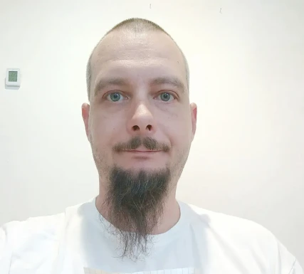 <span>Sebastian, 38</span>&nbsp;<span style='width: 25px; height: 16px; float: right; background-image: url(/bitmaps/flags_small/DE.PNG)'>&nbsp;</span><br><span>Schongau, Німеччина</span>&nbsp;<input type='button' class='joinbtn' style='float: right' value='JOIN NOW' />